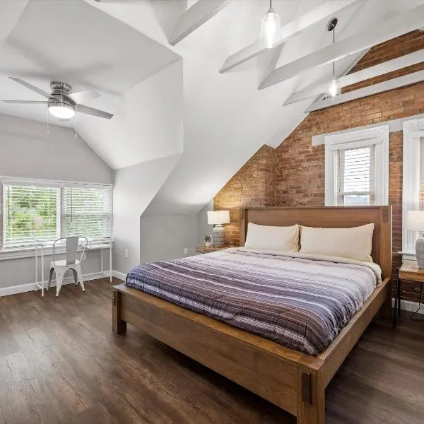 Oakland, Pittsburgh !F Unique and Stylish Private Bedroom with Private Bathroom，位于匹兹堡的酒店