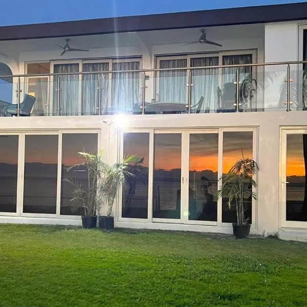 Sunset Suite - Beach Front Estates，位于塞班的酒店