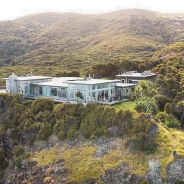 XSPOT Cliff House apartment, secluded 4WD location，位于大堡礁岛的酒店