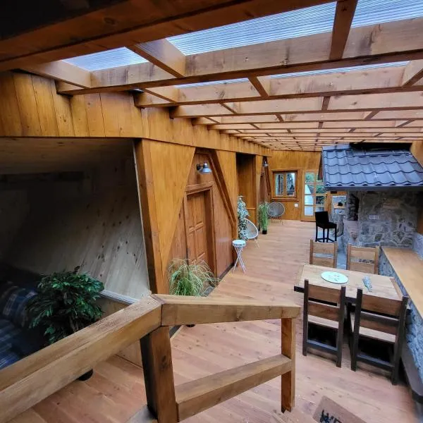 Forest Amerika-Bungalovi Milica，位于弗尔博夫斯科的酒店