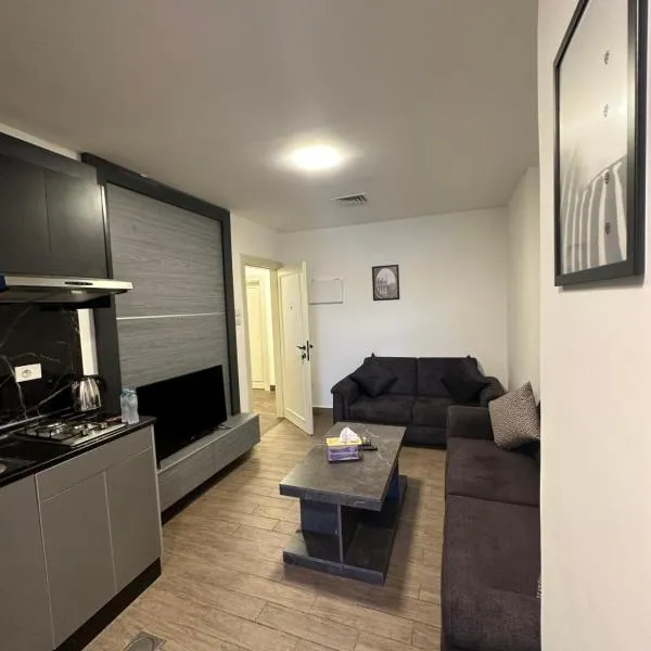 central apartment for rent 18，位于Umm Uthainah的酒店