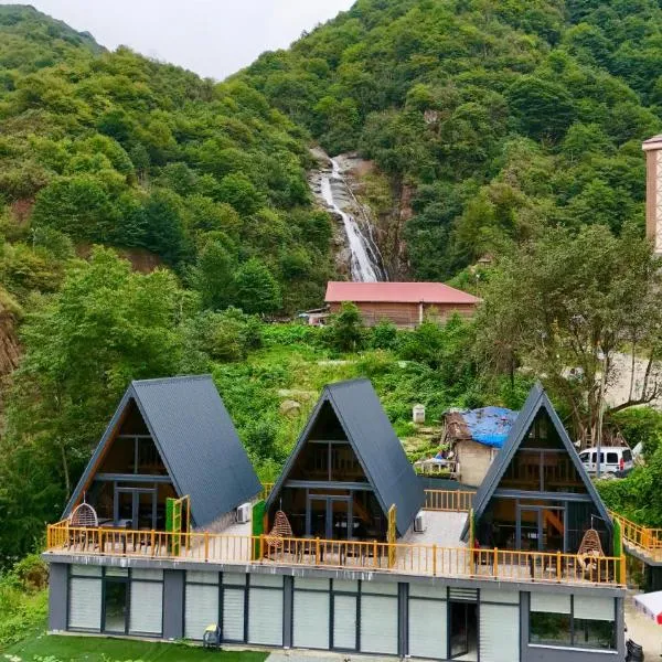 AĞARAN WOODEN HOUSEs，位于里泽的酒店