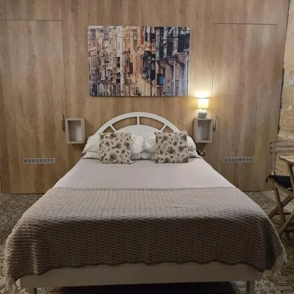 Servants' Quarters Studio Apartment，位于瓦莱塔的酒店