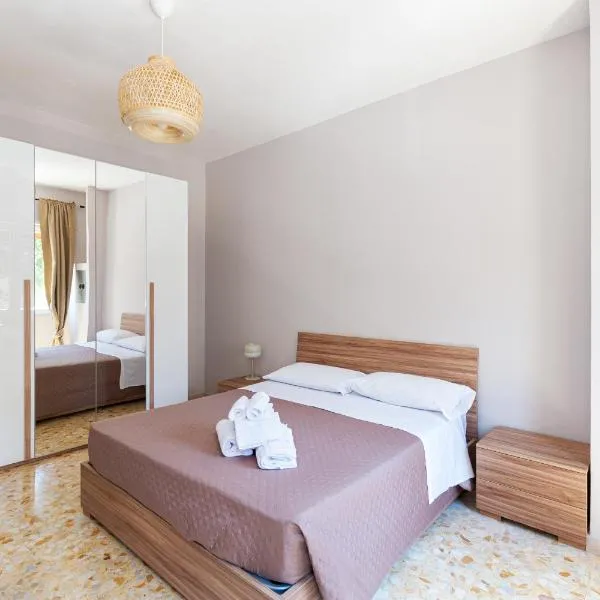 Walk-Ostia - Central New Condo，位于丽都迪奥斯蒂亚的酒店