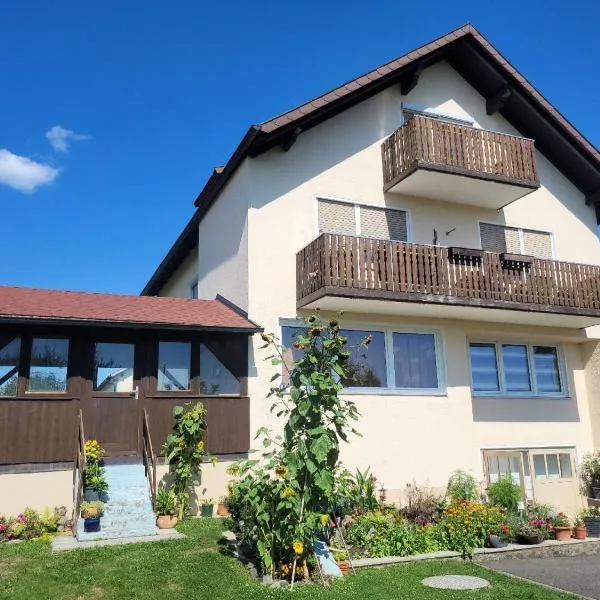 Ferienwohnung Macht，位于林区富尔特的酒店
