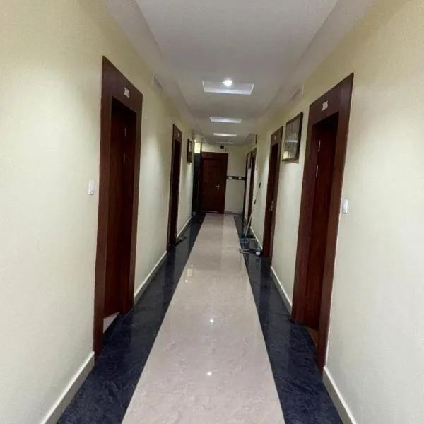 Hotel Omkareshwar Inn，位于德奥加尔的酒店