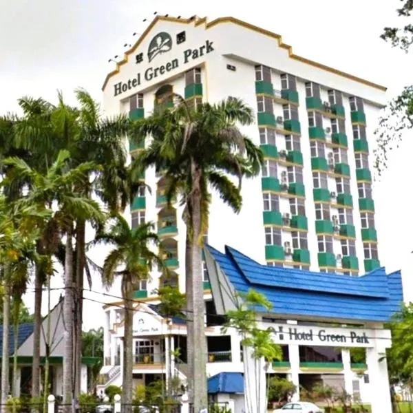 Hotel Green Park，位于Paya Rewak的酒店