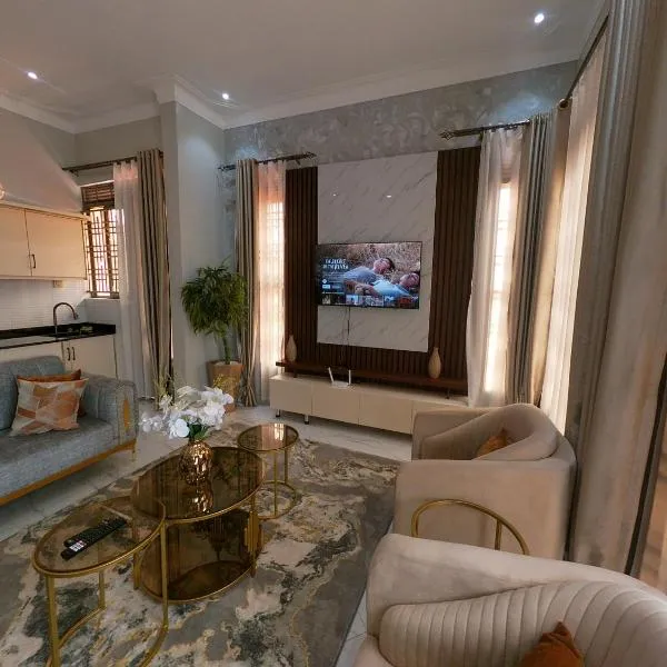 Modern furnished apartment Buziga-Kampala，位于坎帕拉的酒店