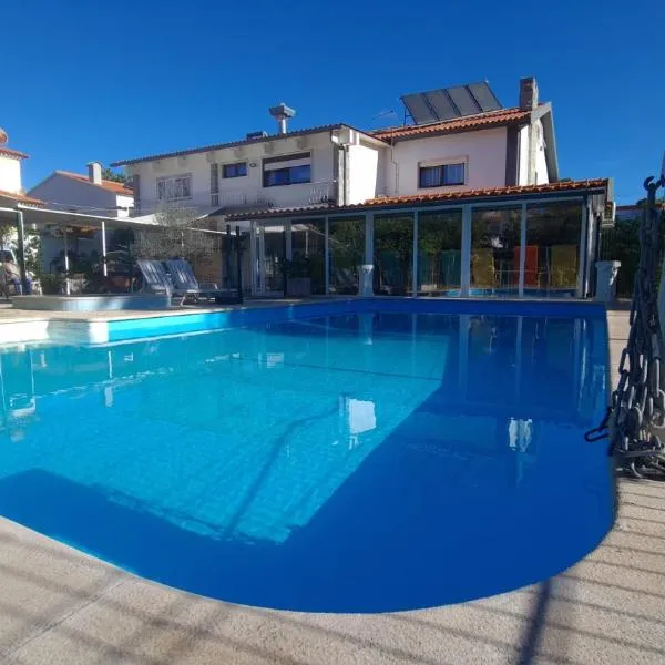 Hostel Jardins de São Luís，位于塞图巴尔的酒店