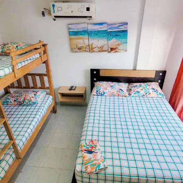 Casa Hotel Isabella，位于圣玛尔塔的酒店