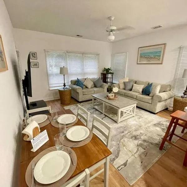 Amazing Newly Renovated Condo at Sea Trail Resort，位于森塞特比奇的酒店