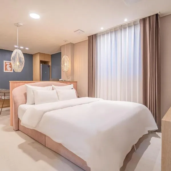 Browndot hotel Gimhae cityhall，位于金海市的酒店