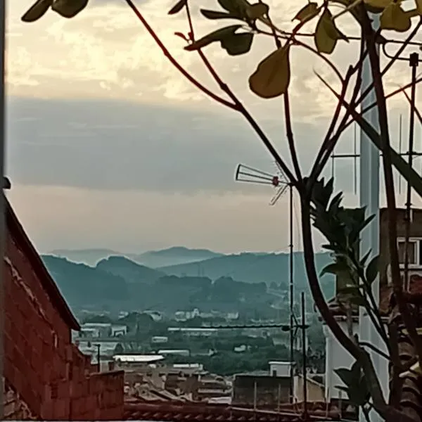 Calderona Tiny house，位于塞戈尔韦的酒店