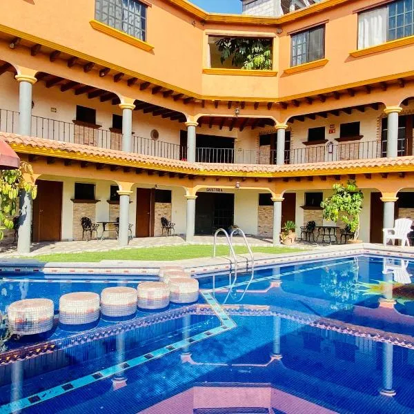 Hotel Sta Cruz Oaxtepec，位于瓦兹特佩克的酒店