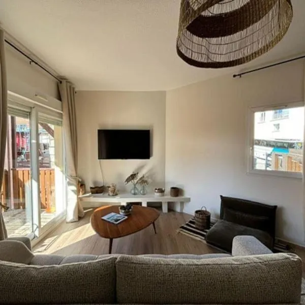 Appartement 3 Pièces, spacieux en plein centre，位于莱德萨阿尔卑斯的酒店