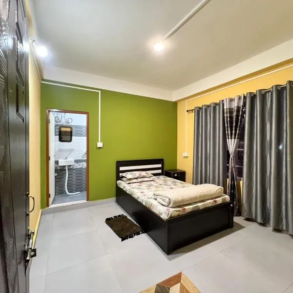 Rise And Shine Homestay，位于Mirik的酒店