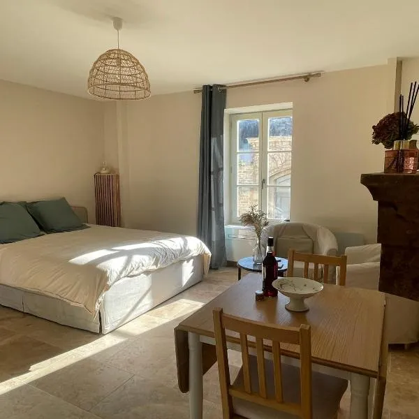 Studio Le petit métayer，位于波马尔的酒店