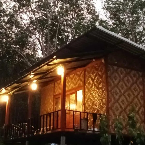 Mook Bamboo Bungalows，位于班柯木的酒店