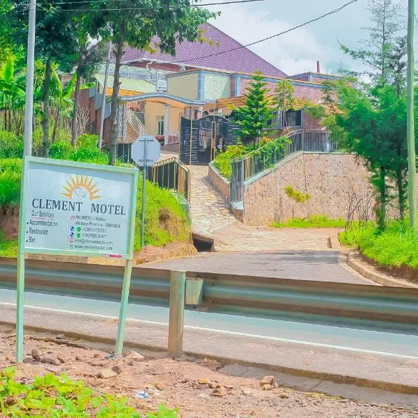 CLEMENT MOTEL，位于Rutsiro的酒店
