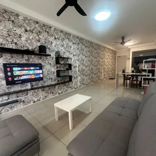 Puchong Condo Free WiFi & Netflix，位于普崇的酒店