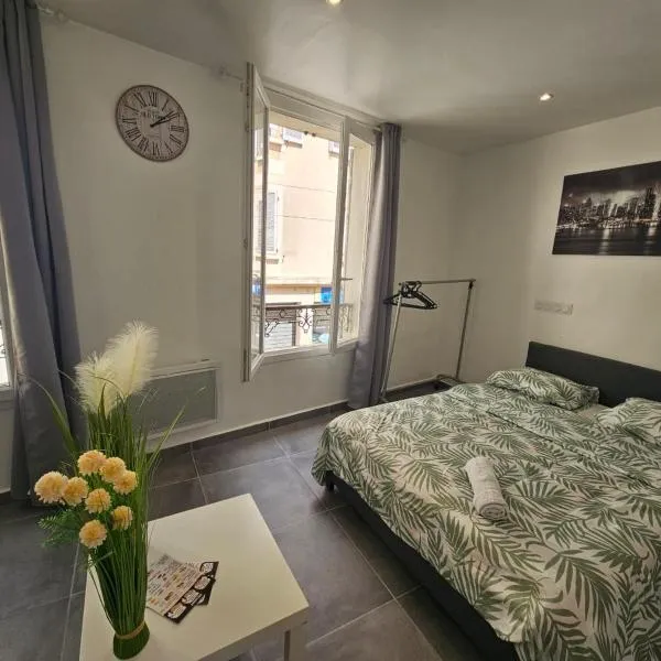 2 Studio Cosy Wifi a Meulan，位于默朗的酒店