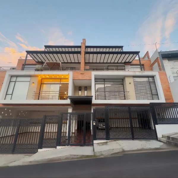 Amplio Departamento Familiar en Loja，位于洛哈的酒店