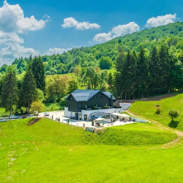 Resort Stribor, Gorski kotar，位于Severin na Kupi的酒店