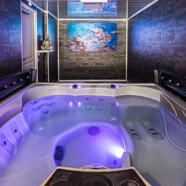 Villa 250m Spa privé, Borne d'arcade, Babyfoot - Gite des frères-Strasbourg，位于Willgottheim的酒店