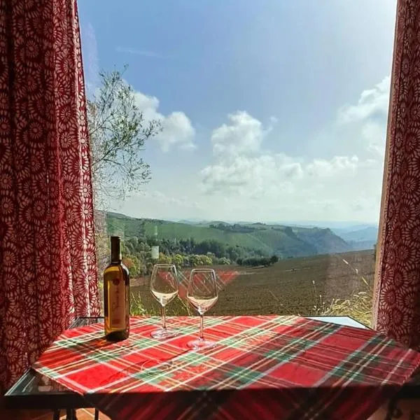 Casa rustica con vista meravigliosa，位于奥菲达的酒店