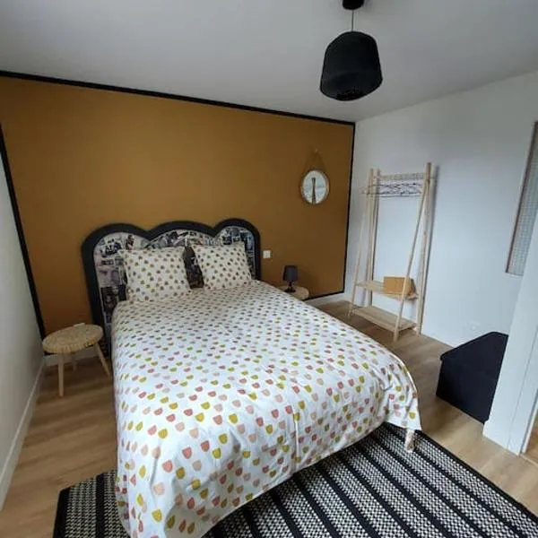 Appartement neuf, Rez de jardin, 30m2 lumineux，位于查内勒斯梅肯的酒店