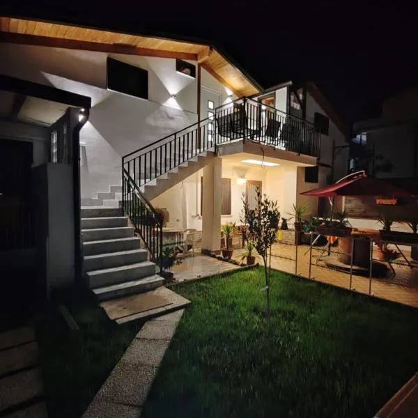 Piano terra casa intera，位于夸利亚诺的酒店