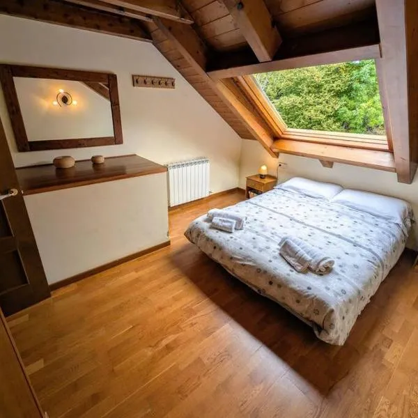 Apartamento Starlight - Vistas, parking y WiFi en Boí,位于博西的酒店