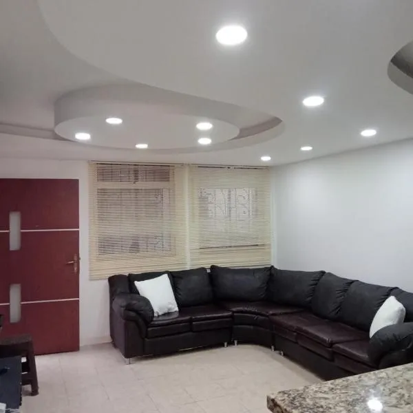 APARTAMENTo CUMBRES ANDINAS 3 Hab 5 personas，位于圣克里斯托瓦尔的酒店