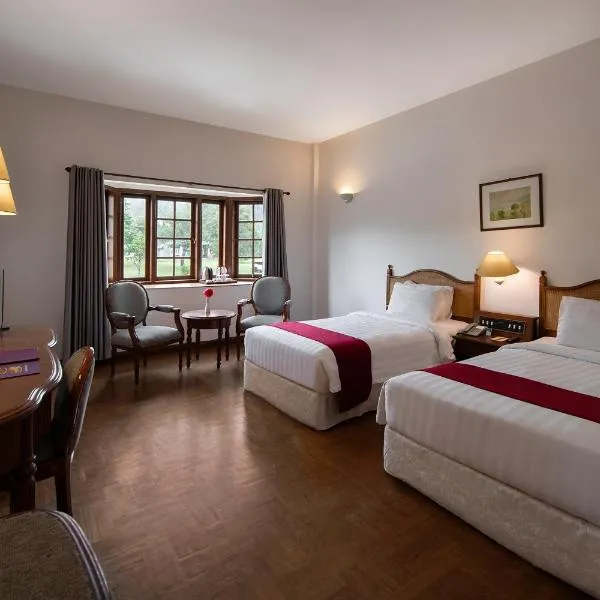 不拉士打宜锡纳朋山酒店，位于不拉士打宜的酒店