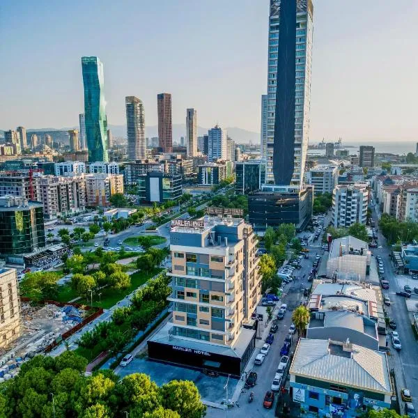 Marlen Hotel Bayraklı，位于Bayrakli的酒店