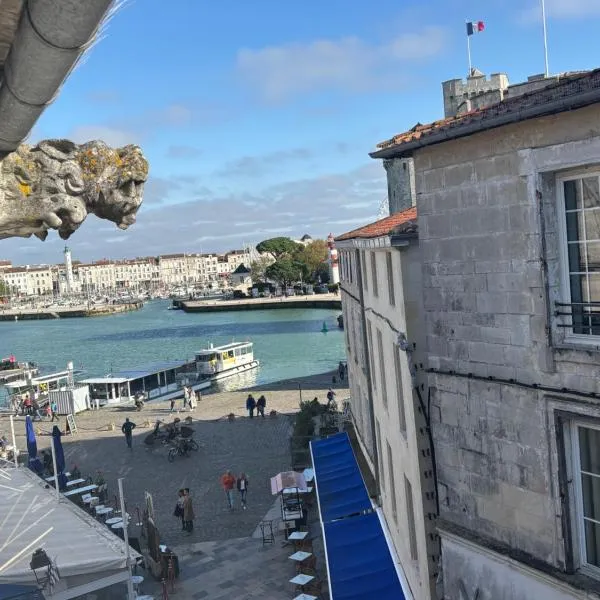 Appartement 3 pièces sur le Vieux Port, plein centre，位于拉罗谢尔的酒店