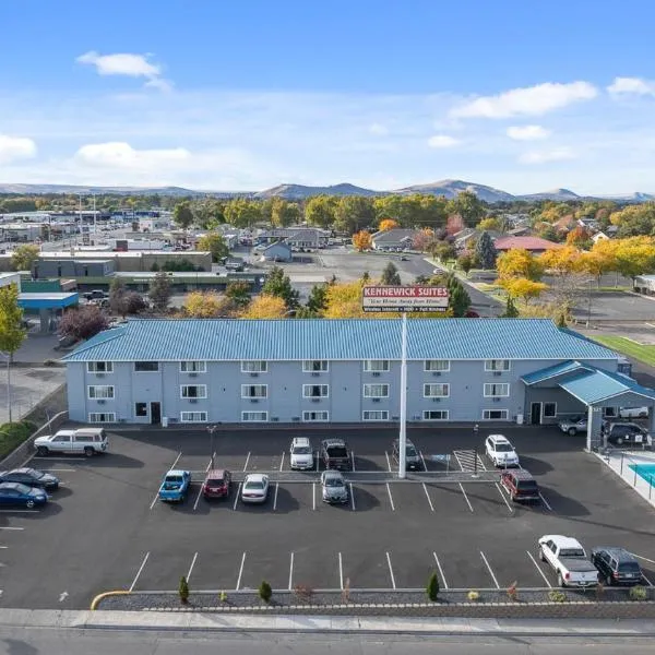 Kennewick Inn & Suites Tri Cities，位于肯纳威克的酒店