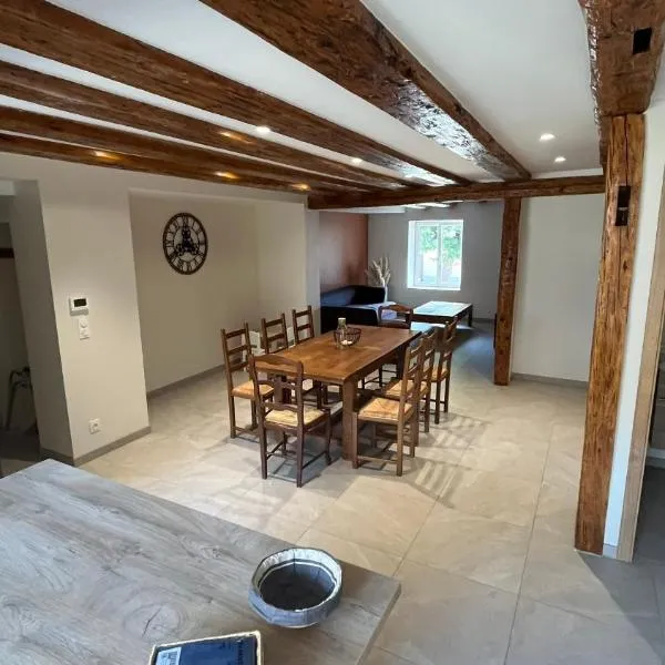 Maison vigneronne，位于韦斯特哈尔滕的酒店