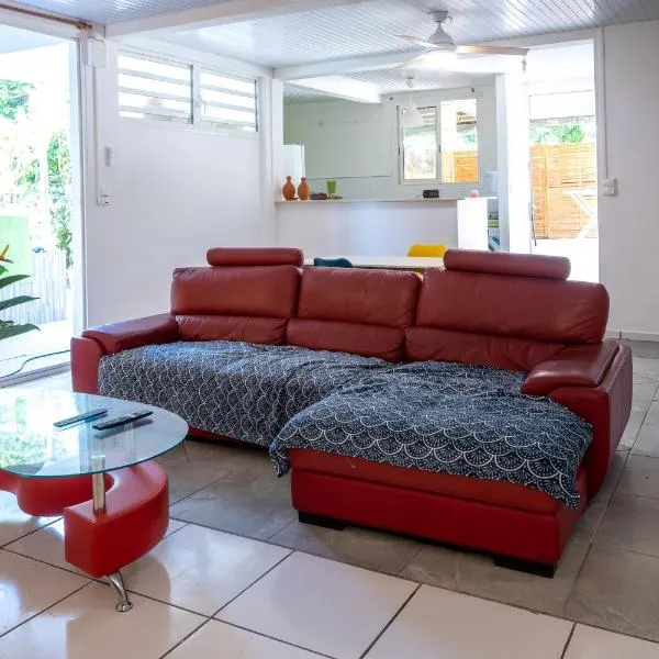 Tout confort à proximité de tout，位于Case-Pilote的酒店