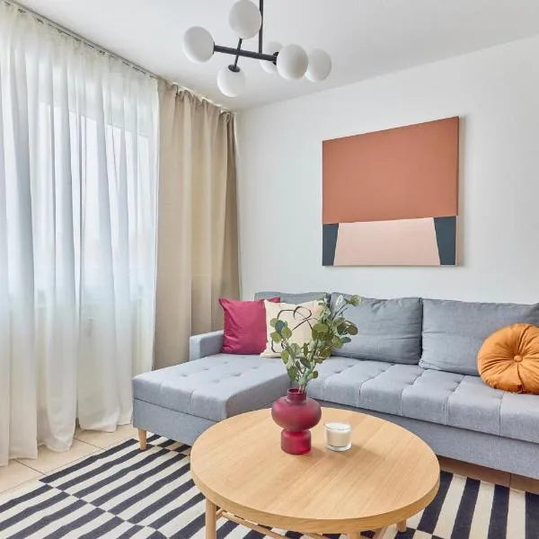 Rosalia -Zentrumsnahe Wohnung mit Balkon & Parkplatz, ideal für Familien & Geschäftsreisende，位于凯撒斯劳滕的酒店