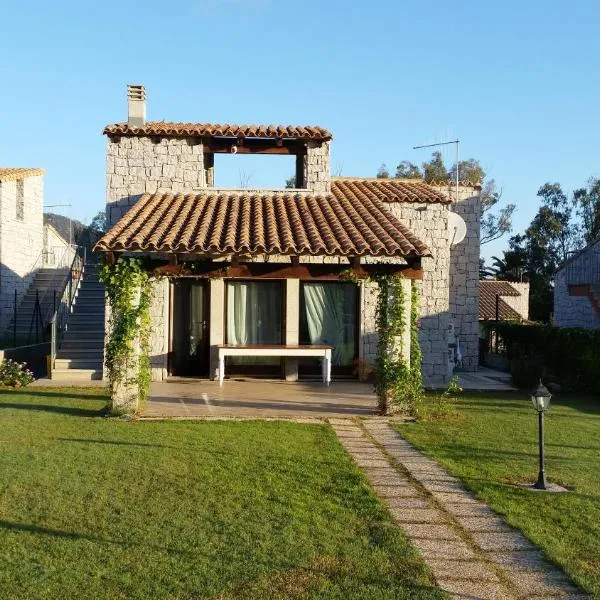 Villa Cala Sinzias，位于卡斯蒂亚达斯的酒店