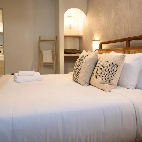 Bali Posh Hotel PR, Isla Verde，位于卡罗利纳的酒店