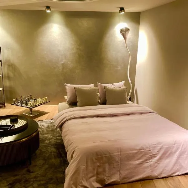 Suite3, 7 min walk from Christmas market，位于韦齐孔的酒店