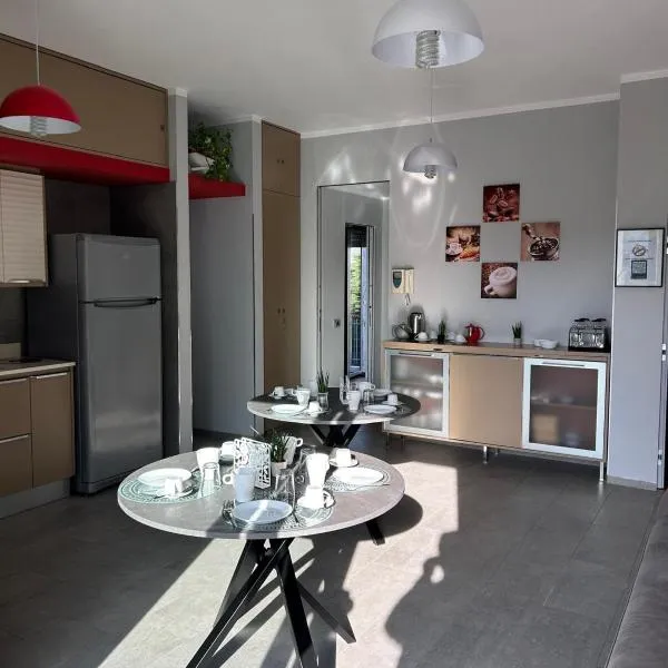 B&B SerAngi - il piacere di sentirsi a casa，位于切尔科拉的酒店