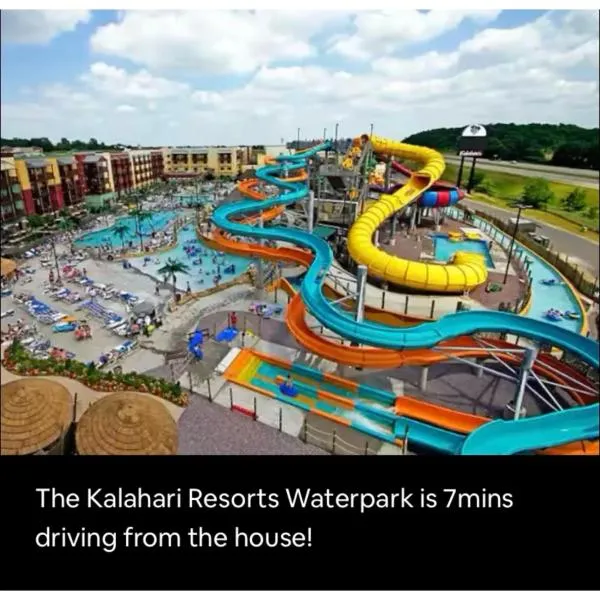 Cabin near kalahari,camelback Ski，位于Long Pond的酒店