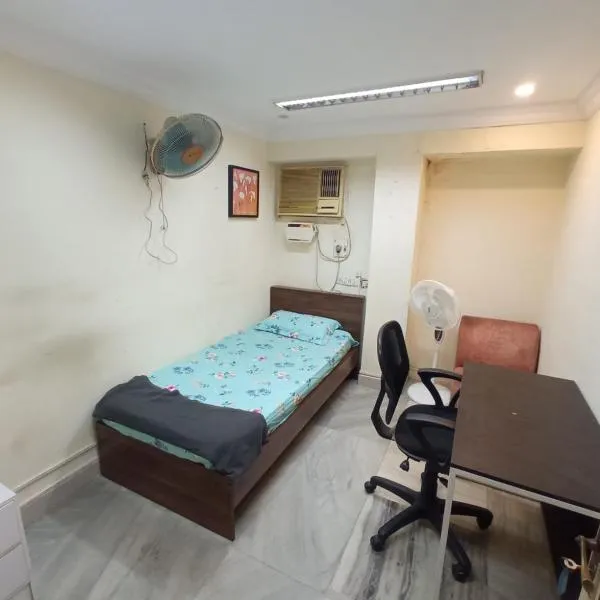 WISHTREE CORPORATE MENS DORMITORY FOR TECHIES AND Trainees，位于钦奈的酒店