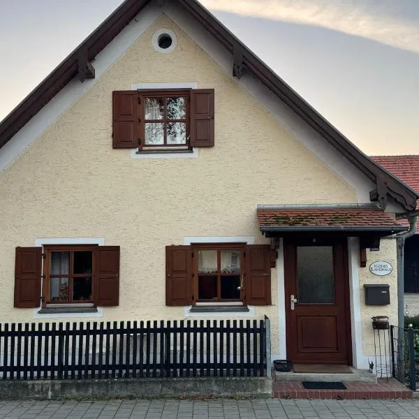 Kleines Landhaus，位于Münchsmünster的酒店