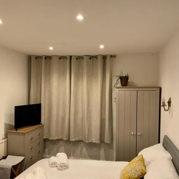 The Brentwood Hotel Porthcawl，位于波斯考尔的酒店