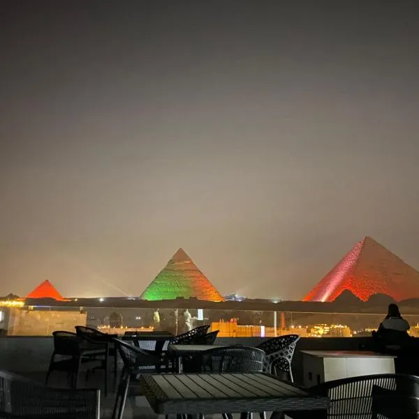 Middle east pyramids view，位于Giza的酒店