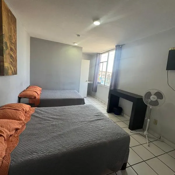 Hotel Urban Matamoros，位于特帕蒂特兰的酒店